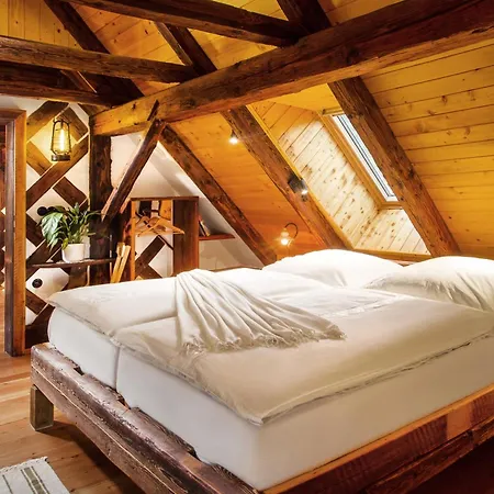 Farm Pirc - Hayloft *