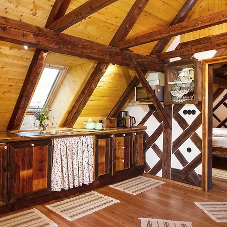 Farm Pirc - Hayloft 洛什科