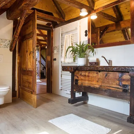 Gospodarstwo agroturystyczne Farm Pirc - Hayloft Laško