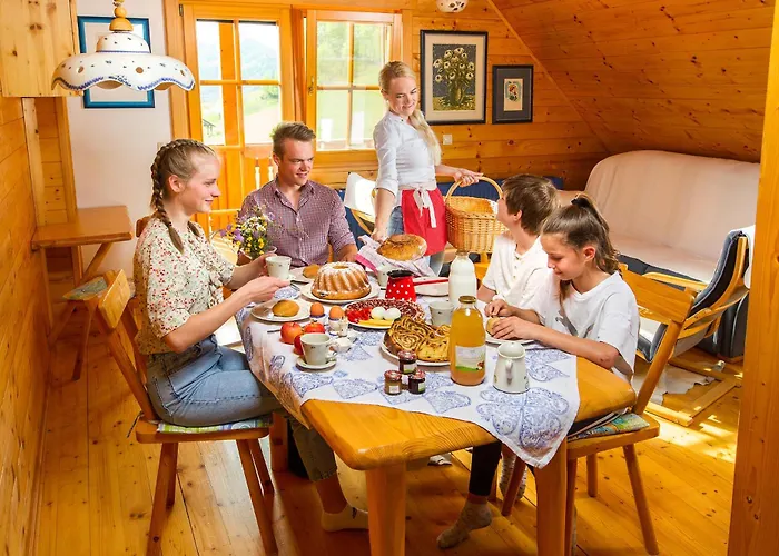 Farm Pirc - Hayloft Farm stay Lasko