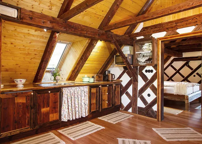 Farm Pirc - Hayloft Lasko