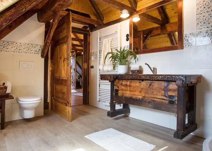 Farm stay Farm Pirc - Hayloft Lasko